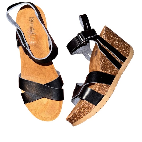 BJORNDAL Kori Black Crisscross Cork Sole Strappy Wedge Sandals Size 10 - Picture 3 of 13